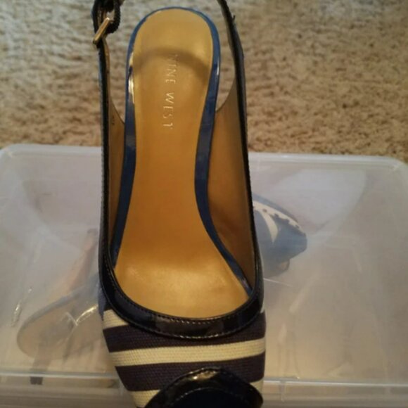 Blue and white heels - Picture 2 of 2